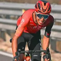 埃根·伯纳尔 (Egan Bernal) 提升水平并有望赢得 2024 年环西自行车赛